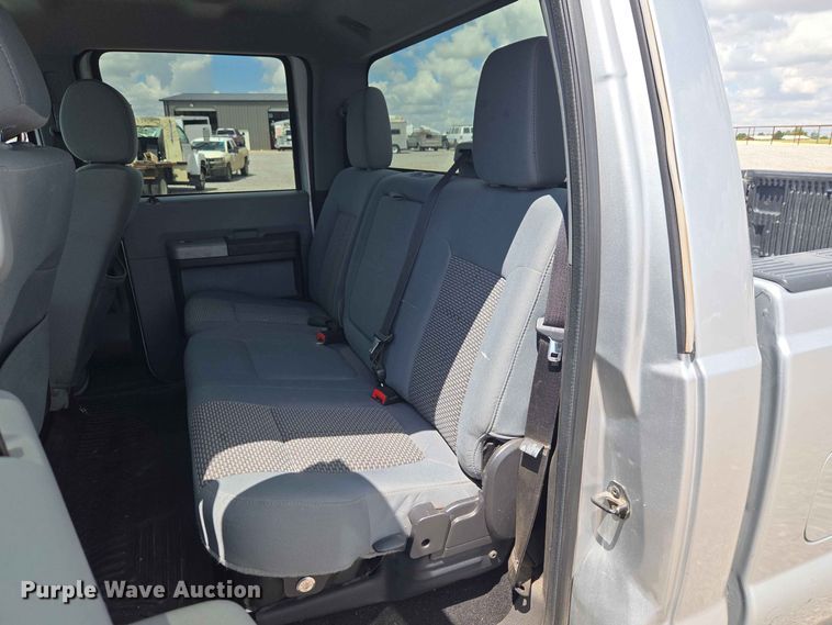 image for item EW0462 2015 Ford F250 Super Duty Crew Cab pickup truck