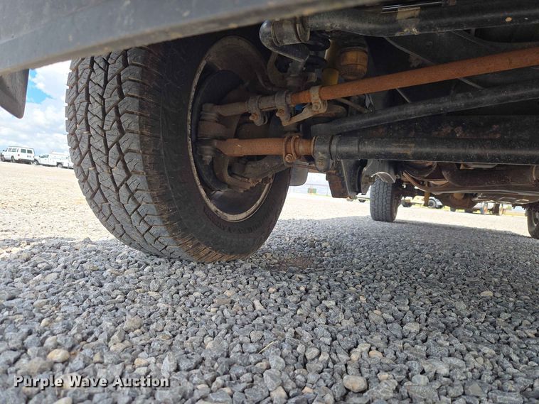 image for item EW0462 2015 Ford F250 Super Duty Crew Cab pickup truck