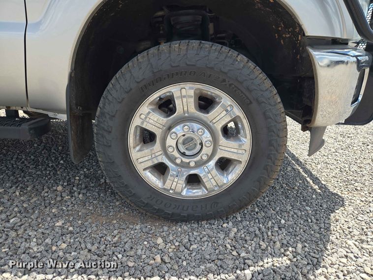 image for item EW0462 2015 Ford F250 Super Duty Crew Cab pickup truck