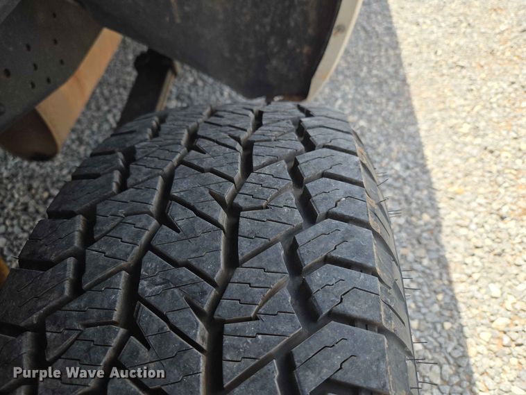 image for item EW0462 2015 Ford F250 Super Duty Crew Cab pickup truck