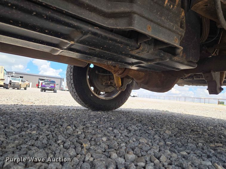 image for item EW0462 2015 Ford F250 Super Duty Crew Cab pickup truck