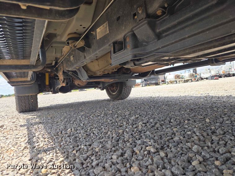 image for item EW0462 2015 Ford F250 Super Duty Crew Cab pickup truck