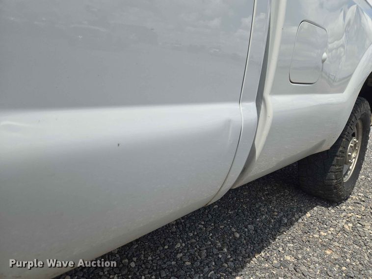 image for item EW0463 2012 Ford F250 Super Duty Ext. Cab pickup truck