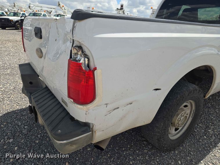 image for item EW0463 2012 Ford F250 Super Duty Ext. Cab pickup truck