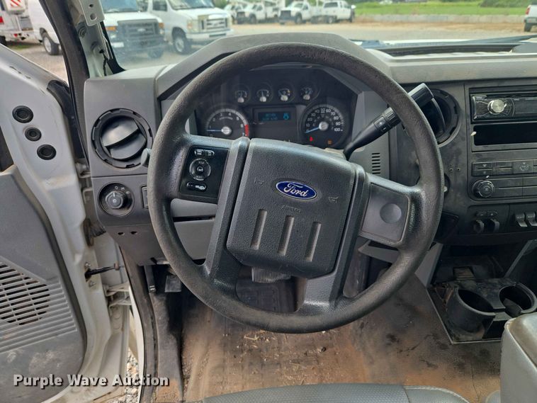 image for item EW0463 2012 Ford F250 Super Duty Ext. Cab pickup truck