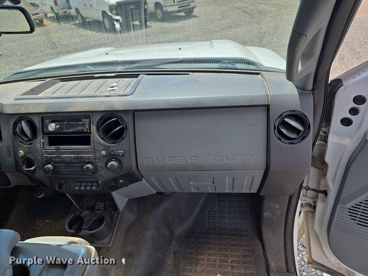 image for item EW0463 2012 Ford F250 Super Duty Ext. Cab pickup truck