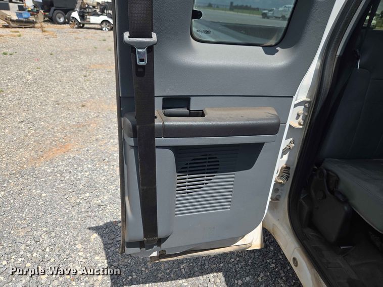 image for item EW0463 2012 Ford F250 Super Duty Ext. Cab pickup truck