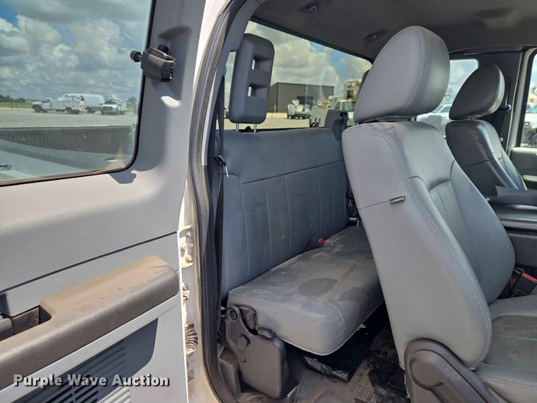 image for item EW0463 2012 Ford F250 Super Duty Ext. Cab pickup truck