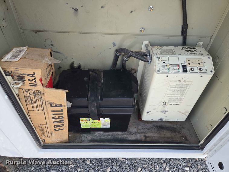 image for item EW0464 2016 Ford F350 Super Duty Ext. Cab utility bed pickup truck