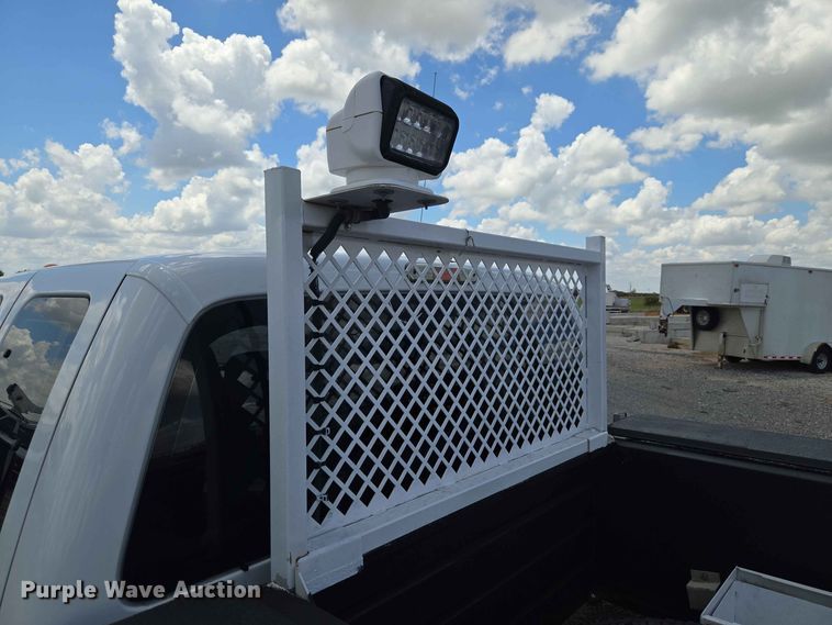 image for item EW0464 2016 Ford F350 Super Duty Ext. Cab utility bed pickup truck