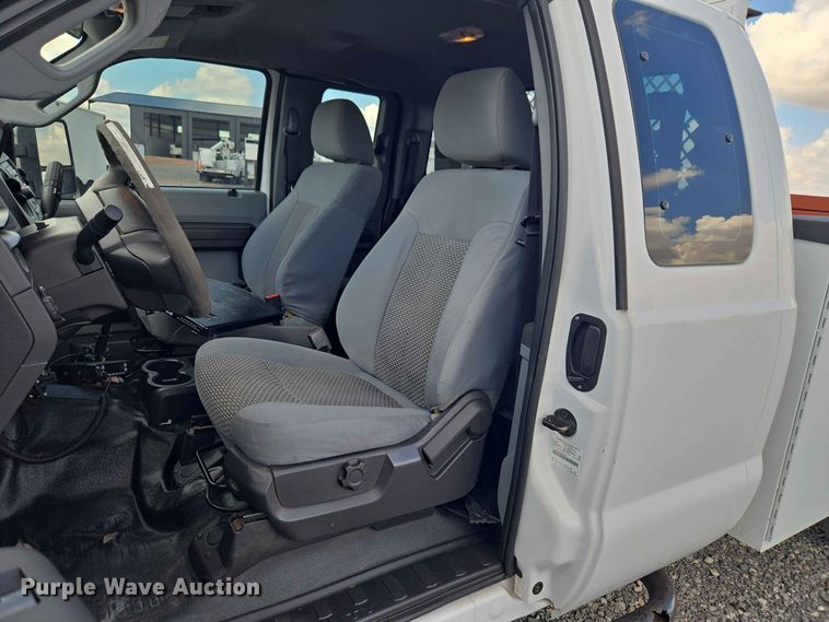 image for item EW0464 2016 Ford F350 Super Duty Ext. Cab utility bed pickup truck