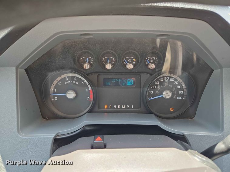 image for item EW0464 2016 Ford F350 Super Duty Ext. Cab utility bed pickup truck