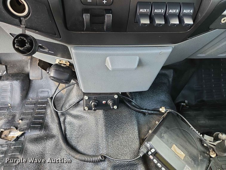 image for item EW0464 2016 Ford F350 Super Duty Ext. Cab utility bed pickup truck