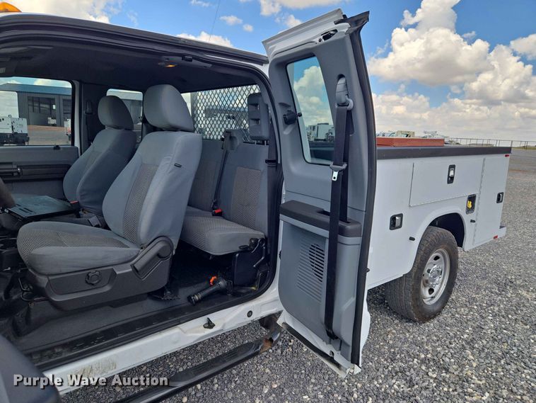 image for item EW0464 2016 Ford F350 Super Duty Ext. Cab utility bed pickup truck