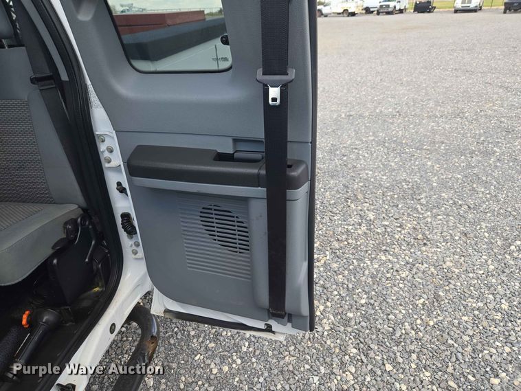 image for item EW0464 2016 Ford F350 Super Duty Ext. Cab utility bed pickup truck