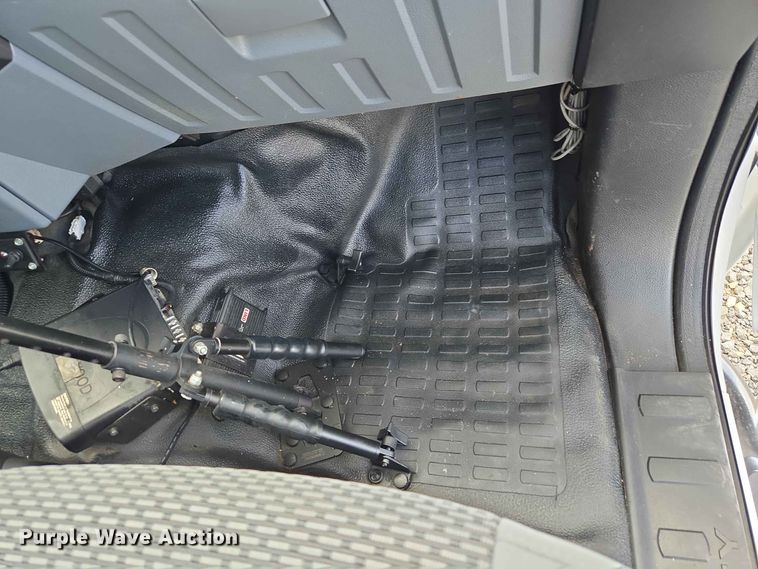 image for item EW0464 2016 Ford F350 Super Duty Ext. Cab utility bed pickup truck