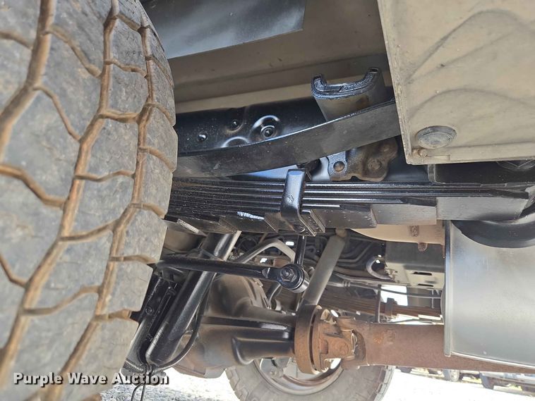 image for item EW0464 2016 Ford F350 Super Duty Ext. Cab utility bed pickup truck