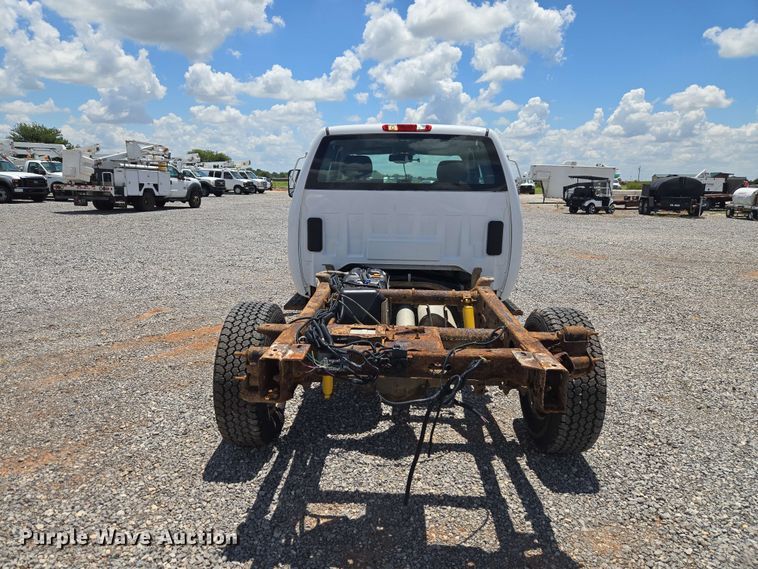 image for item EW0465 2012 Chevrolet Silverado 2500HD Ext. Cab pickup truck cab and chassis