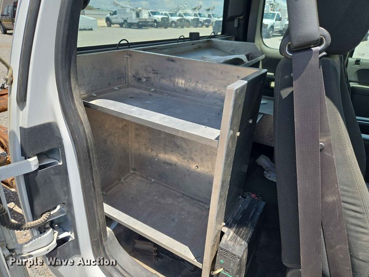 image for item EW0465 2012 Chevrolet Silverado 2500HD Ext. Cab pickup truck cab and chassis