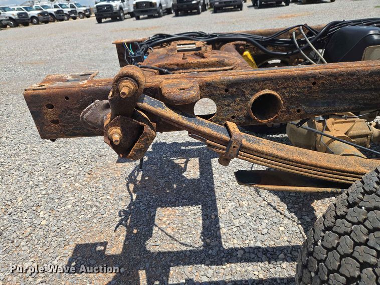 image for item EW0465 2012 Chevrolet Silverado 2500HD Ext. Cab pickup truck cab and chassis