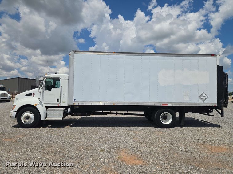 image for item EW0466 2009 Kenworth T370 box truck