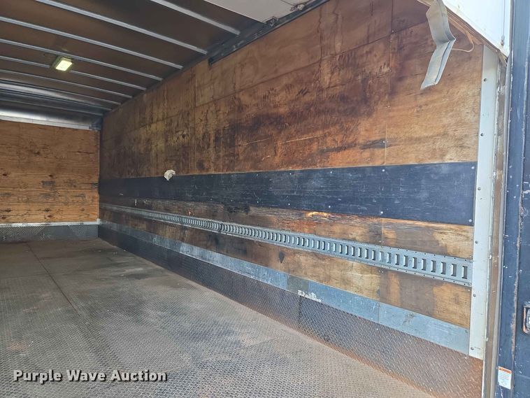image for item EW0466 2009 Kenworth T370 box truck
