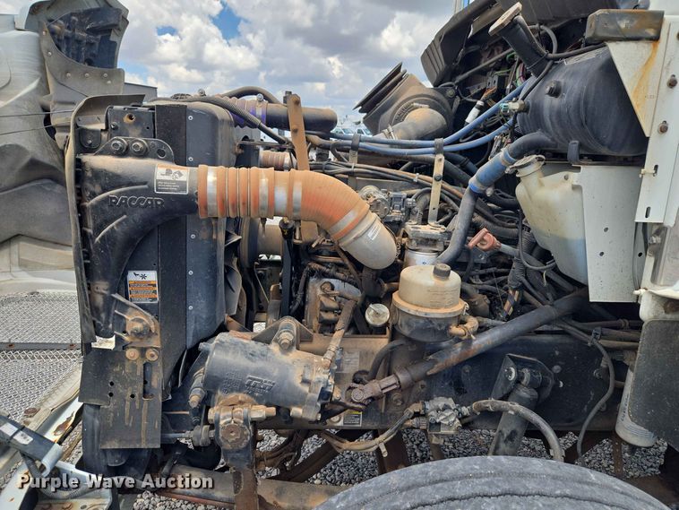 image for item EW0466 2009 Kenworth T370 box truck