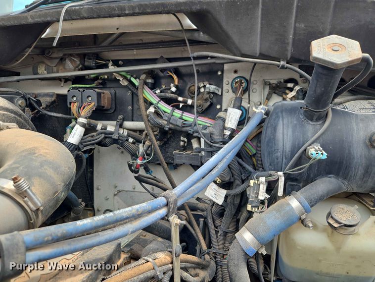 image for item EW0466 2009 Kenworth T370 box truck
