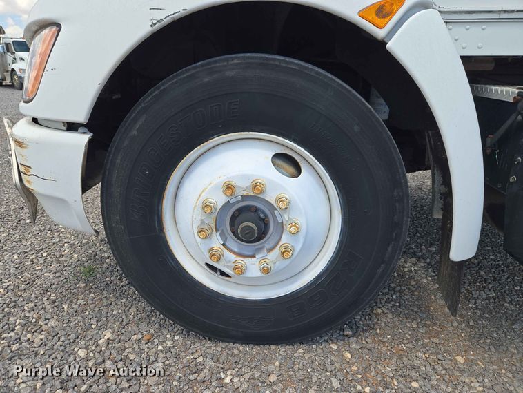 image for item EW0466 2009 Kenworth T370 box truck
