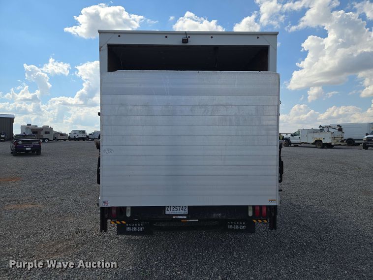 image for item EW0468 2017 Ford E-350 box truck