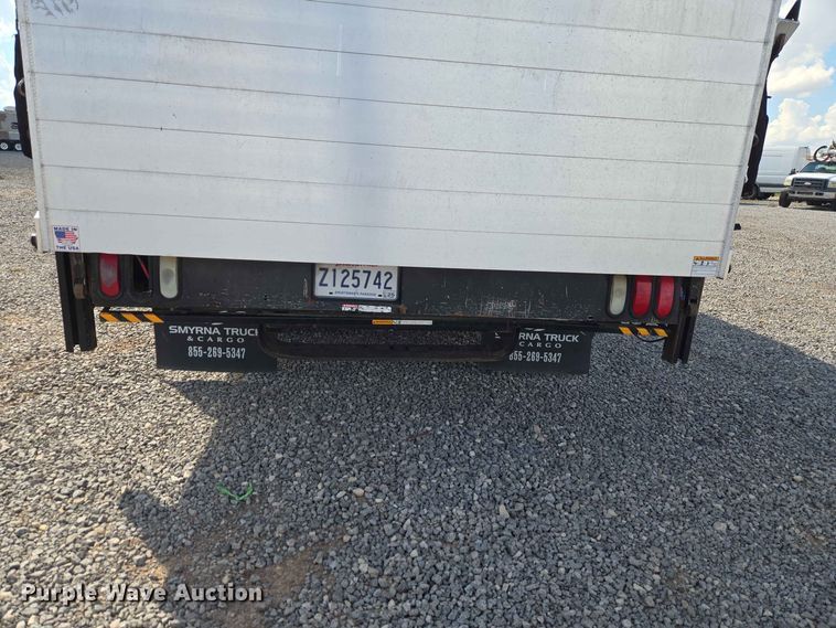 image for item EW0468 2017 Ford E-350 box truck