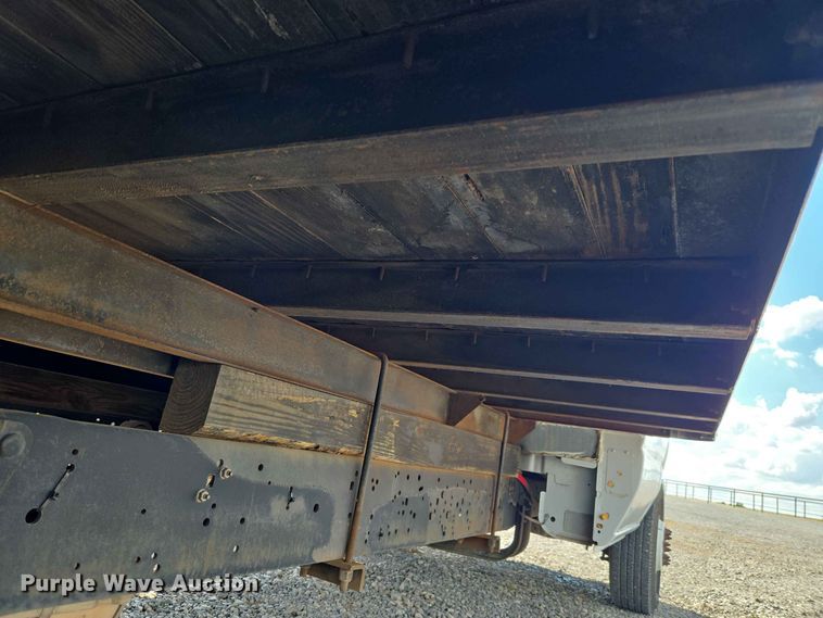 image for item EW0468 2017 Ford E-350 box truck