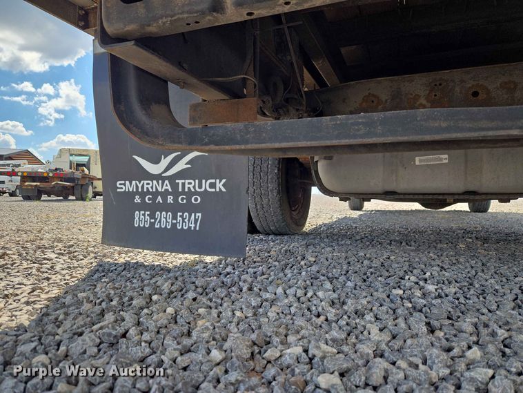 image for item EW0468 2017 Ford E-350 box truck