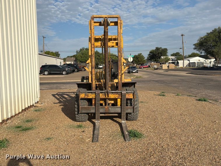 image for item EW1048 1979 Champ CB40 forklift