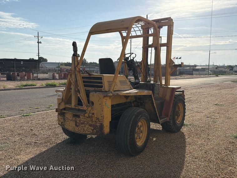 image for item EW1048 1979 Champ CB40 forklift