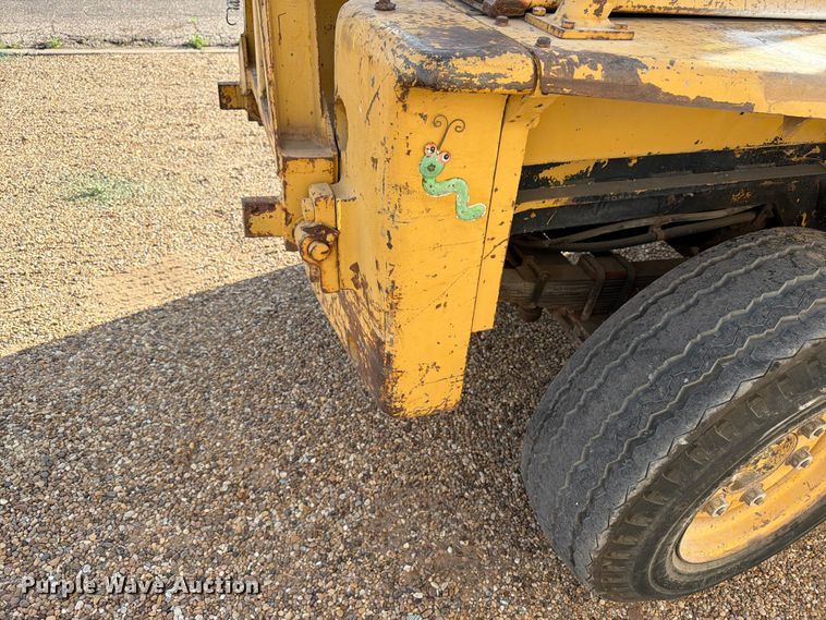 image for item EW1048 1979 Champ CB40 forklift