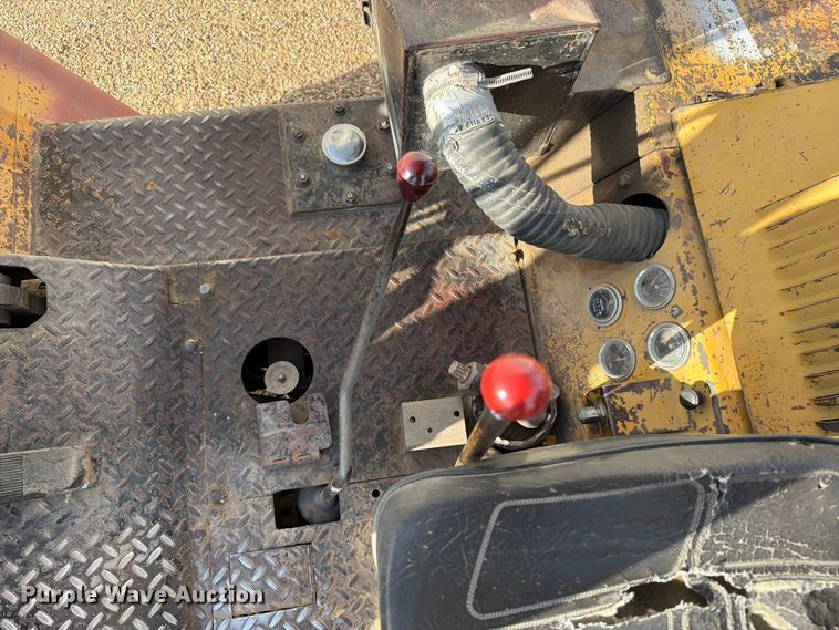 image for item EW1048 1979 Champ CB40 forklift