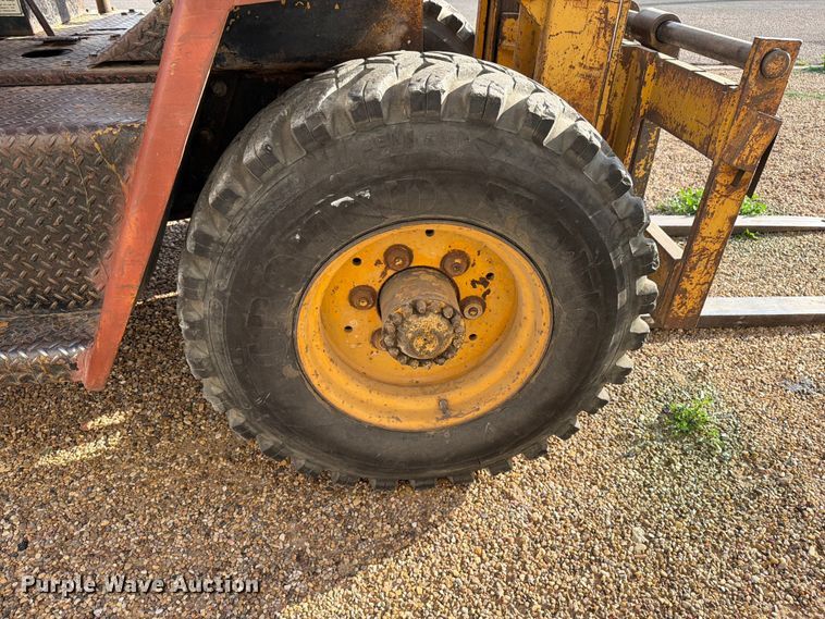 image for item EW1048 1979 Champ CB40 forklift