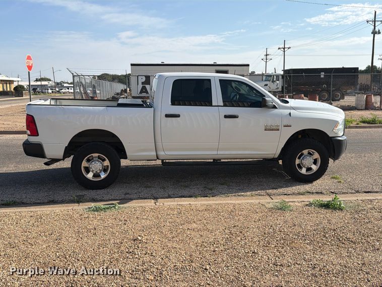 image for item EW1049 2013 Dodge 2500 Crew Cab pickup truck