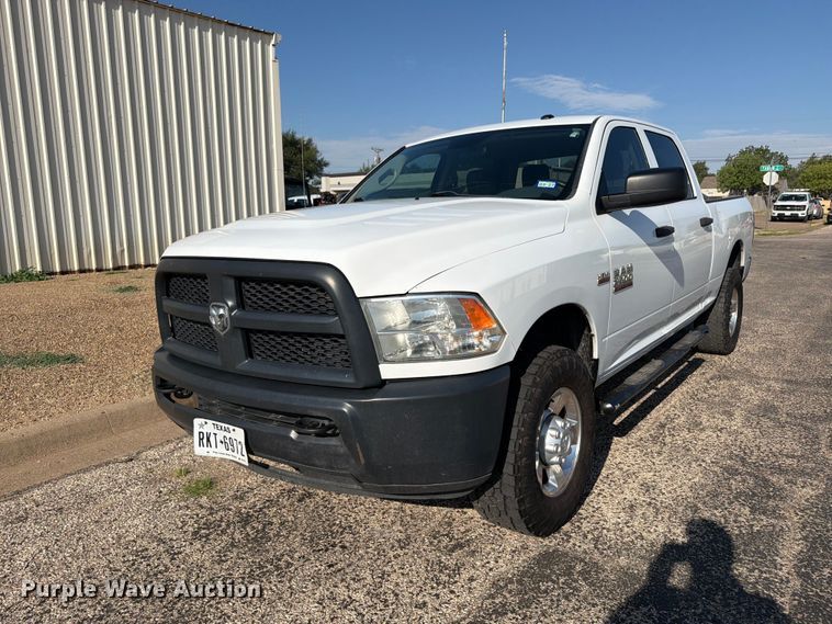 image for item EW1049 2013 Dodge 2500 Crew Cab pickup truck