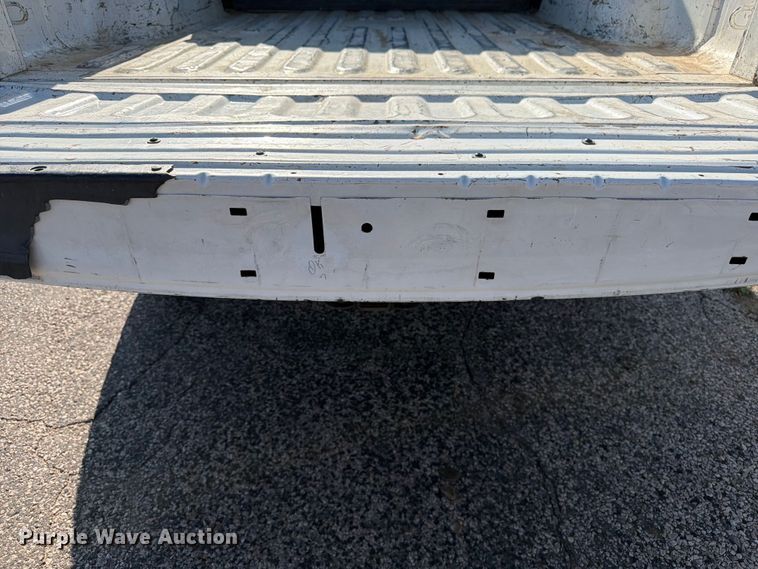 image for item EW1049 2013 Dodge 2500 Crew Cab pickup truck