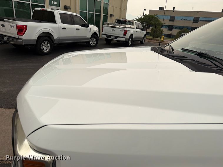 image for item EW2166 2021 Ford F250 Ext. Cab pickup truck