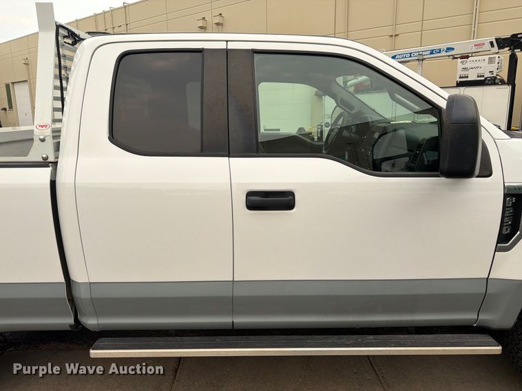 image for item EW2166 2021 Ford F250 Ext. Cab pickup truck