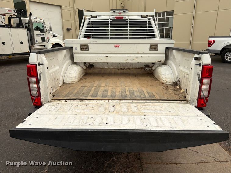 image for item EW2166 2021 Ford F250 Ext. Cab pickup truck