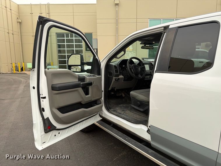 image for item EW2166 2021 Ford F250 Ext. Cab pickup truck