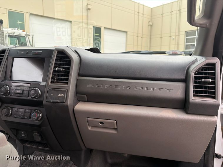 image for item EW2166 2021 Ford F250 Ext. Cab pickup truck