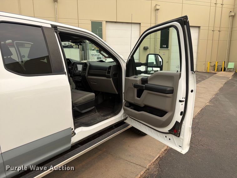 image for item EW2166 2021 Ford F250 Ext. Cab pickup truck