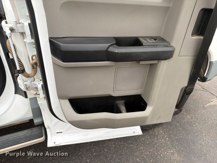 image for item EW2166 2021 Ford F250 Ext. Cab pickup truck