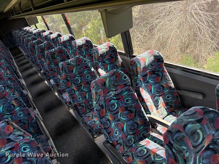 image for item EW4057 2000 Vanhool coach bus