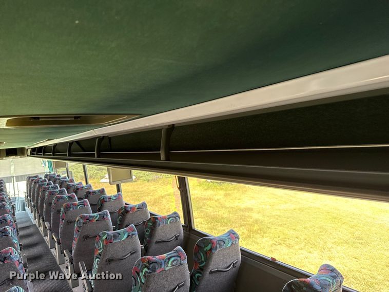 image for item EW4057 2000 Vanhool coach bus